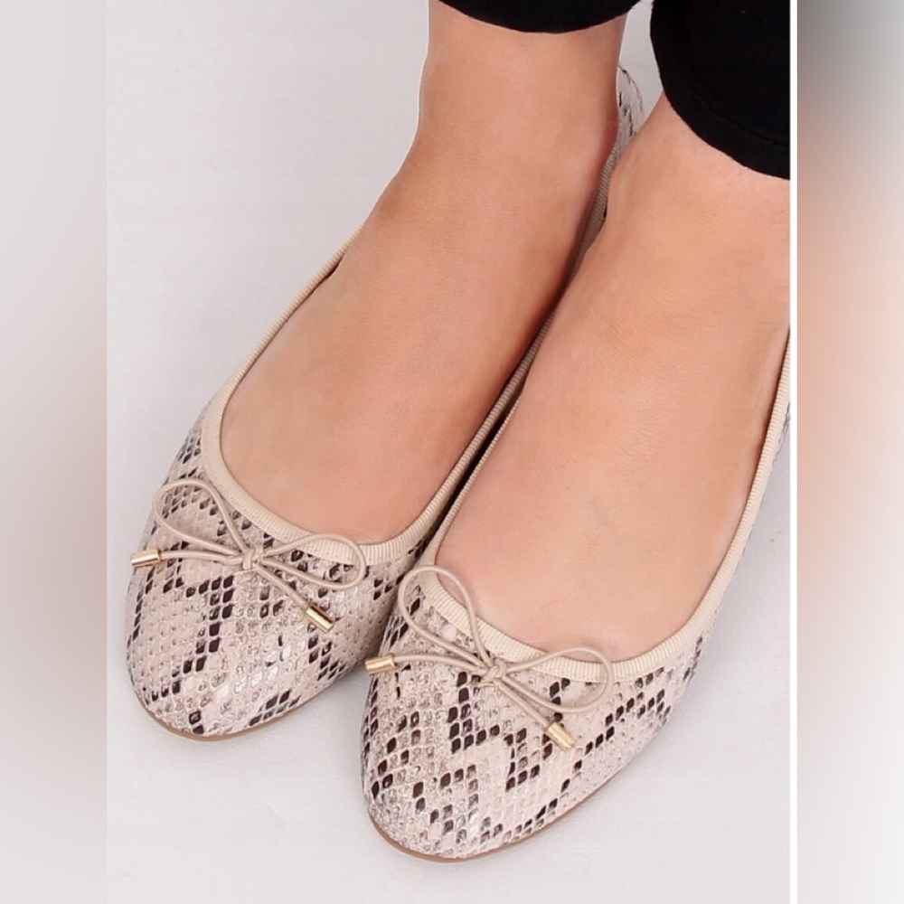 London Sole Snake Pattern Ballet Flats 36